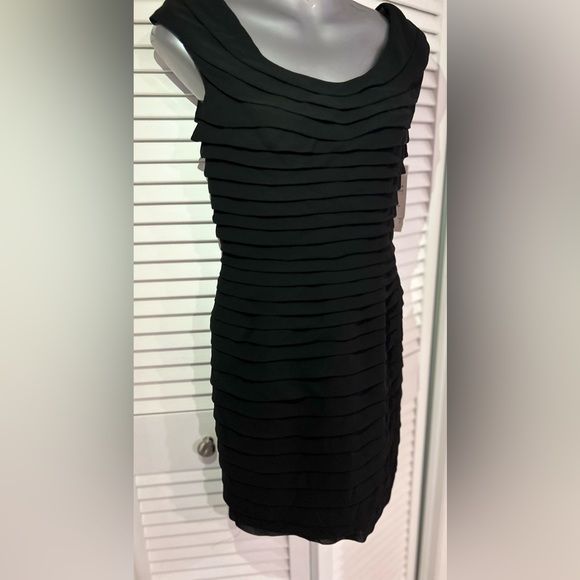 Adrianna Papell Vintage NWT black tiered dress - Picture 4 of 13